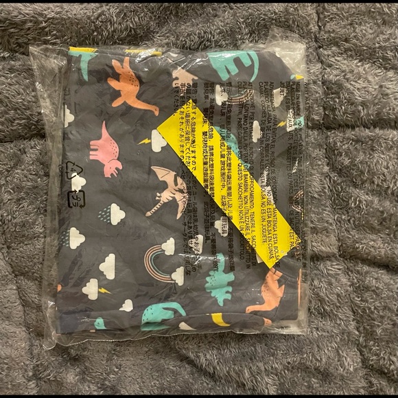 Old navy PJ set - Picture 2 of 2